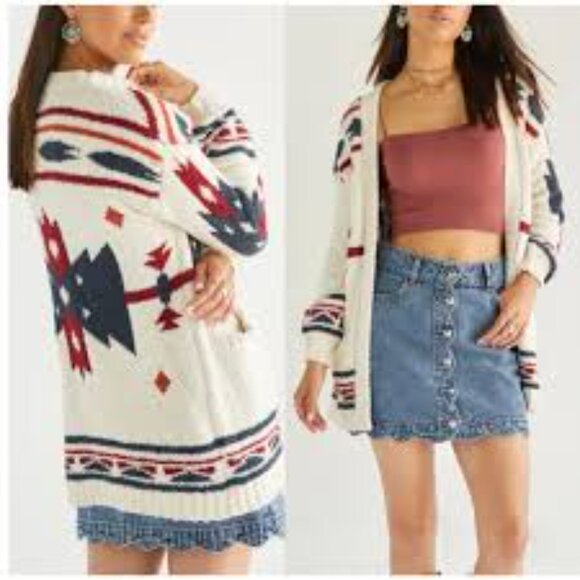 Audrey Parks Women's Size Medium Cardigan with an Aztec Western design. - Picture 1 of 6